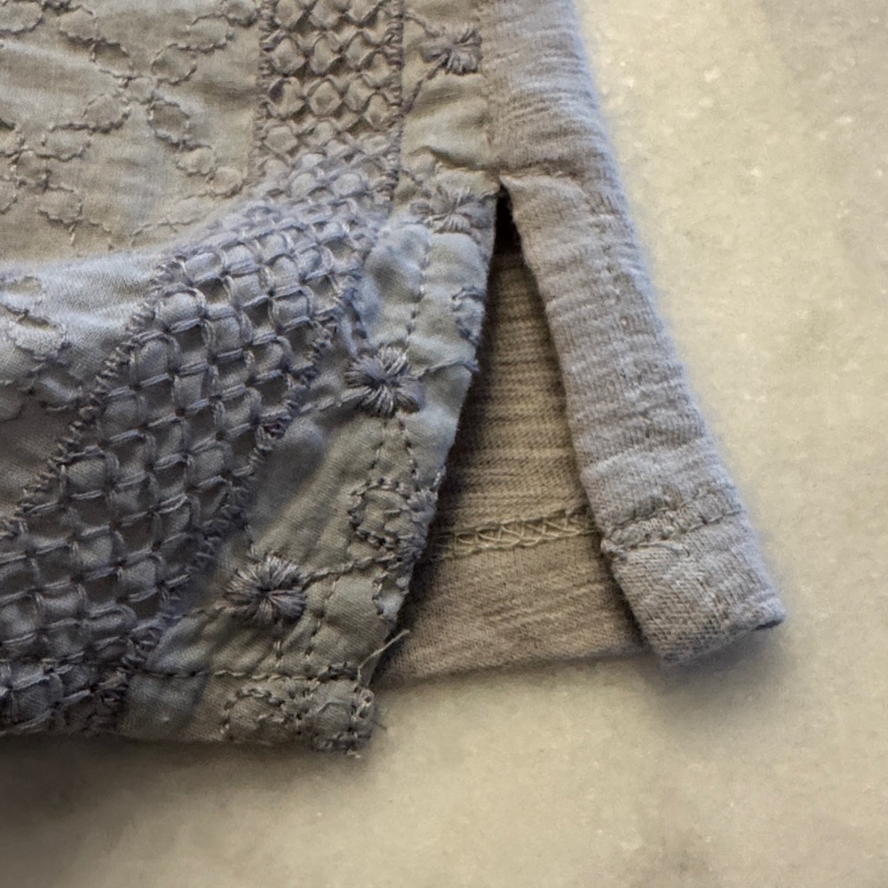 Meadow Rue - Anthropologie light gray Lace Detail Top women’s medium - Picture 11 of 16